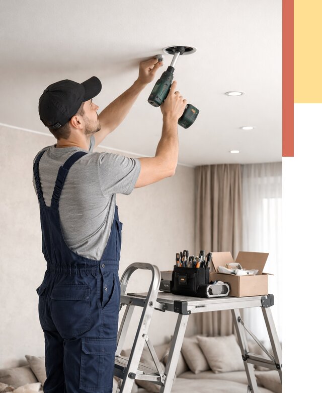 Установка и монтаж точечных светильников в натяжной потолок в Норильске от 1869 руб. | ОТДЕЛОЧНИК-Нрл