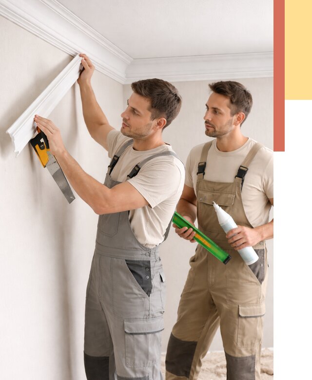 Монтаж потолочного плинтуса в Норильске от 2389 руб. — быстро и недорого | ОТДЕЛОЧНИК-Нрл